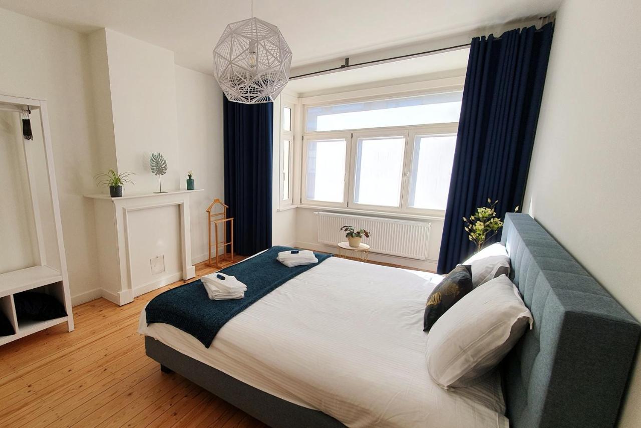 Trendy, Authentieke Woning Met Groot Terras En Tuin Vakantiehuis Brugge
