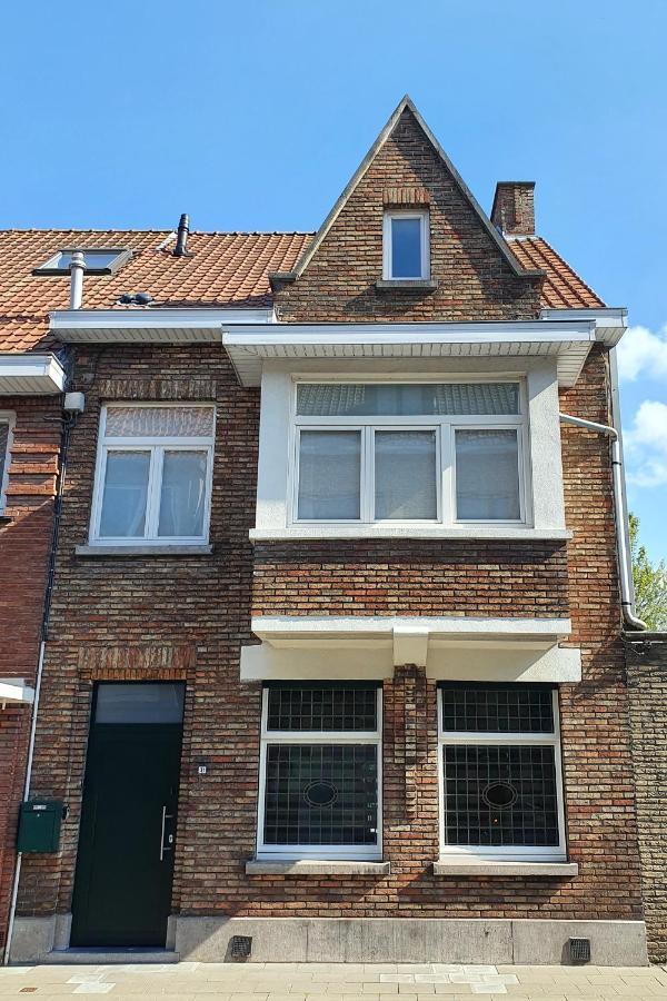 Trendy, Authentieke Woning Met Groot Terras En Tuin Vakantiehuis Brugge